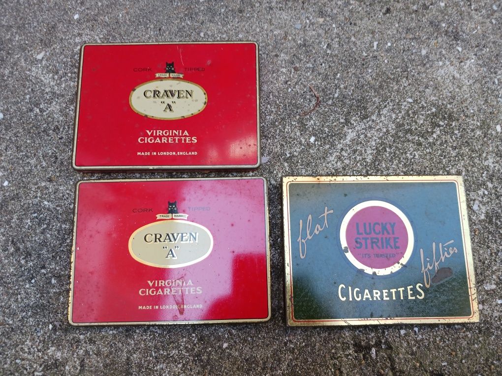 Latas de cigarros