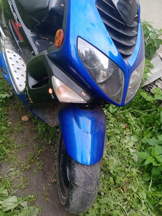 Продам скутер пежо спідфайт2