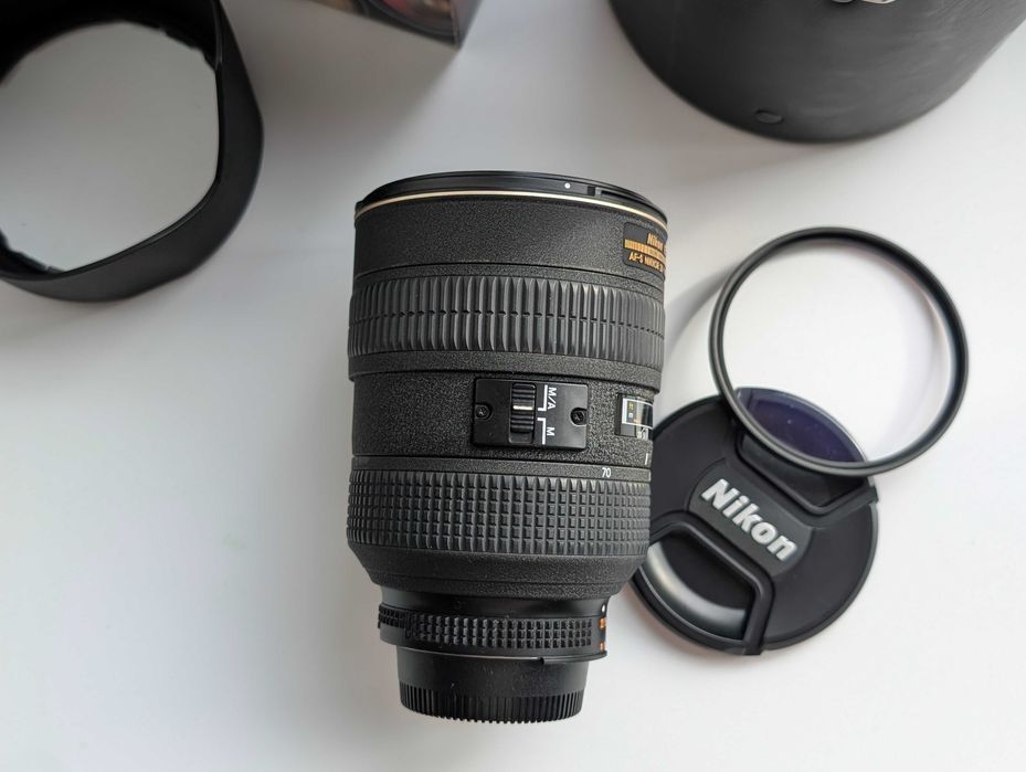 Об'єктив Nikon AF-S Nikkor 28-70mm 2.8