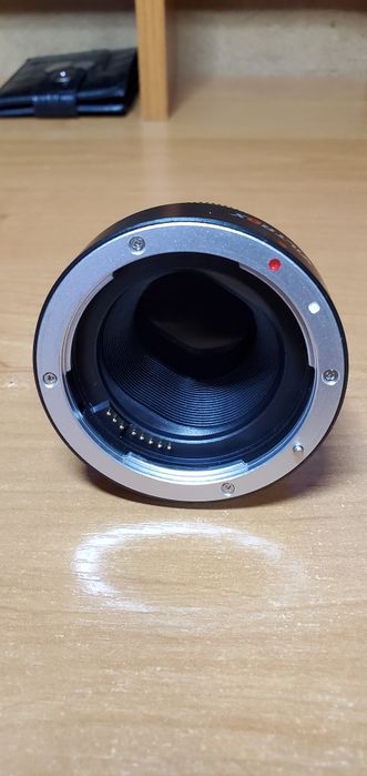 Viltrox EF-EOS M адаптер