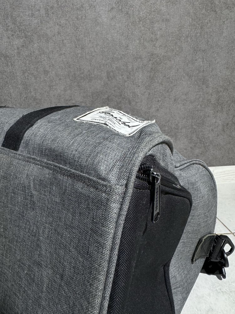 Велика сумка Herschel дорожня сумка / спортивна сумка унісекс