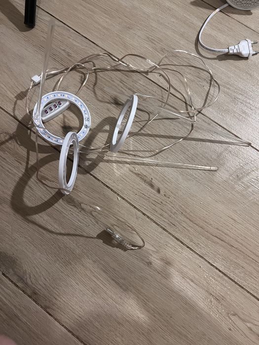 Lampa doswietlajaca UV/LED dla roslin na zimę