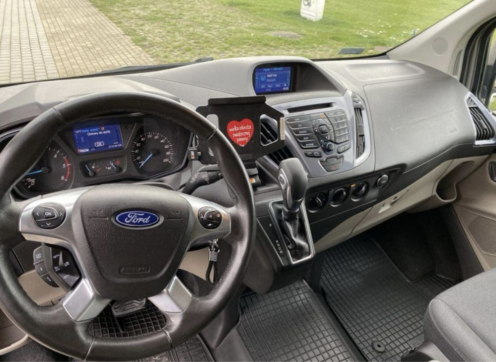 Wynajem samochodow Ford Tourneo Elblag i okolice