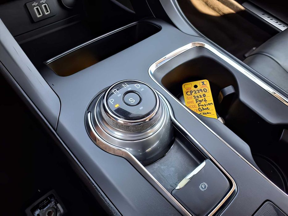 Ford Fusion      2020