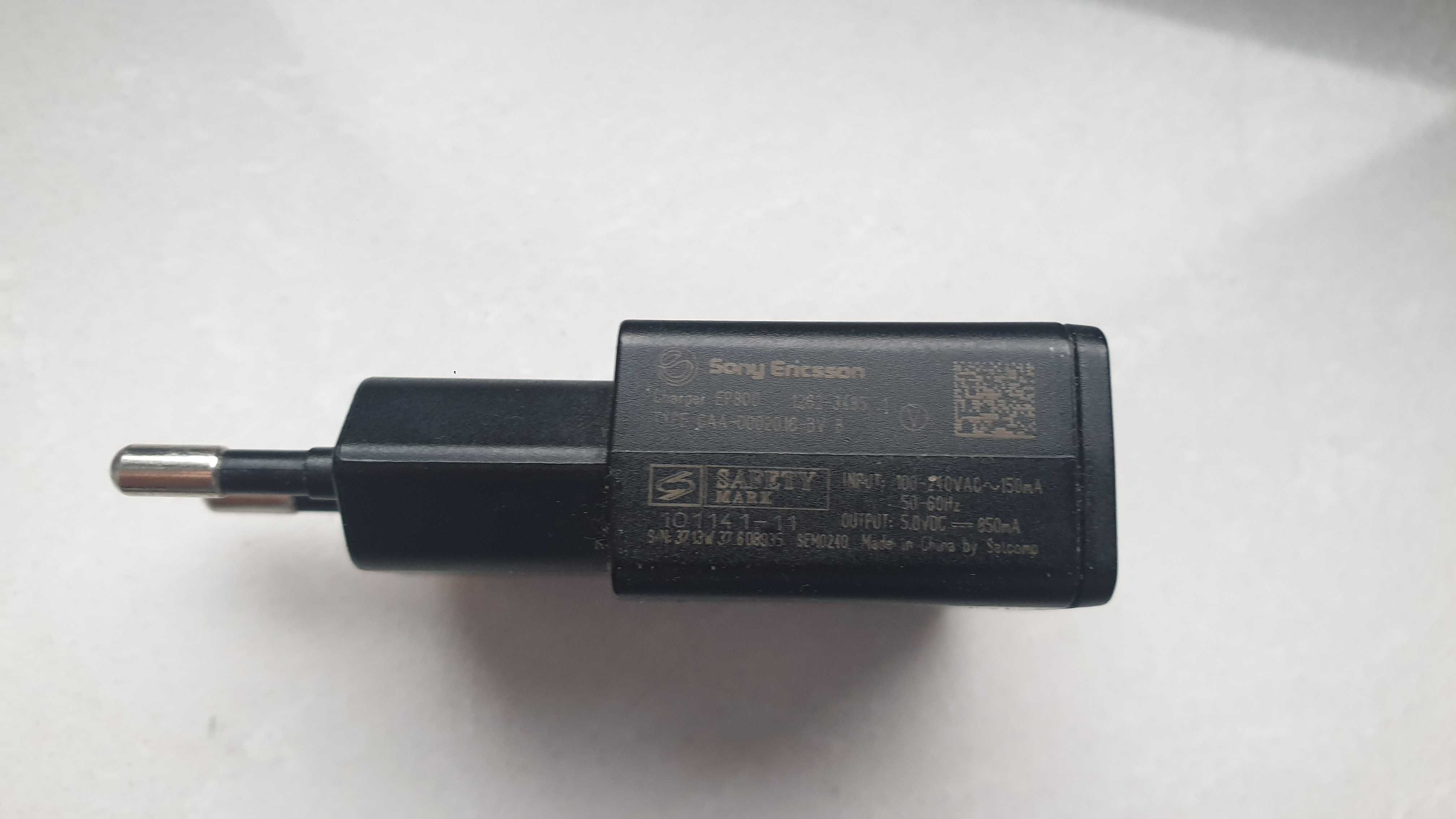 Ładowarka sieciowa SONY EP800 USB 850 mA