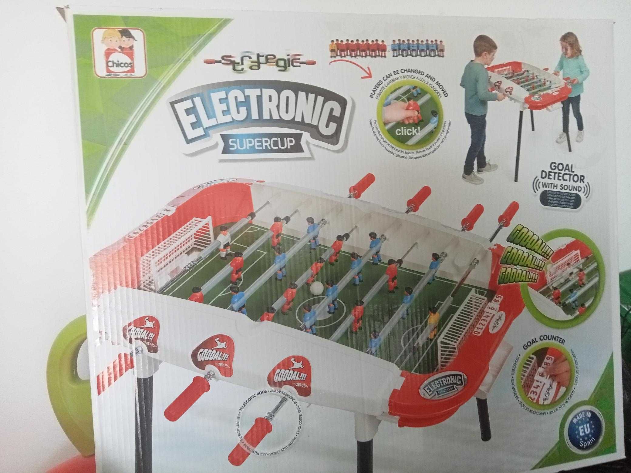Mesa de matraquilhos como nova