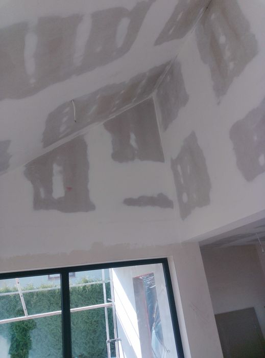 Usługi budowlane remonty zabudowa podaszy.