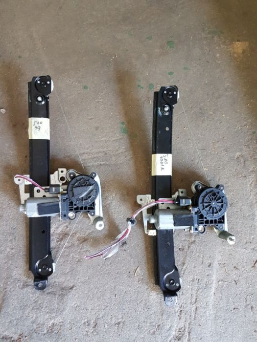 Mechanizm podnoszenia szyby volvo S80 99r prawy tył