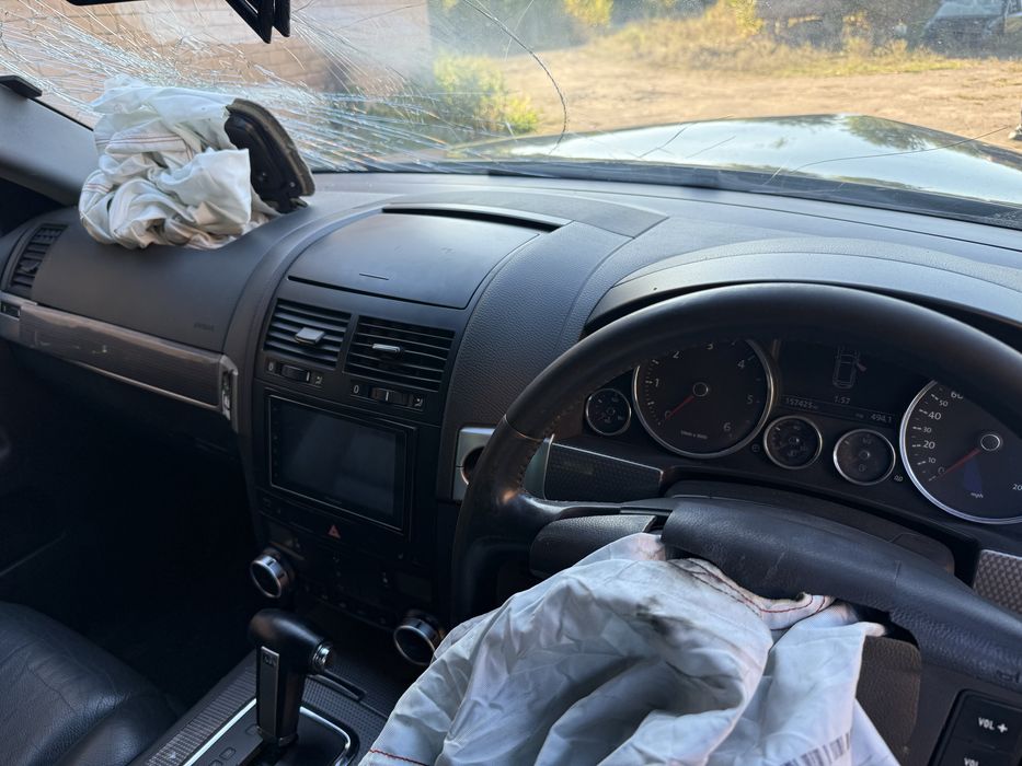 Розборка Volkswagen Touareg,тоурег 2 3.0 bks,запчастини,двигун