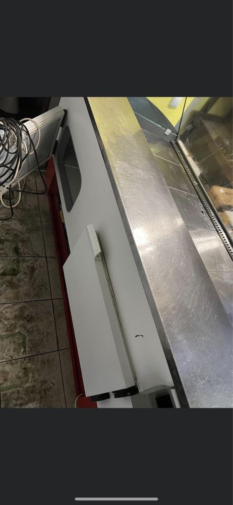 Холодильная витрина Двина 180