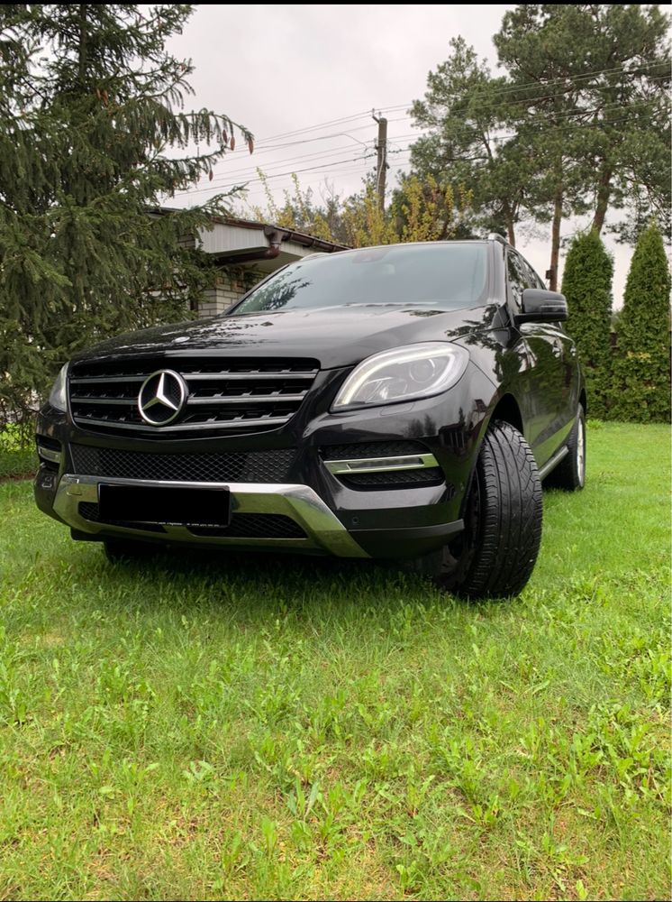 Mercedes-Benz ML350 3.0D (Офіційна)