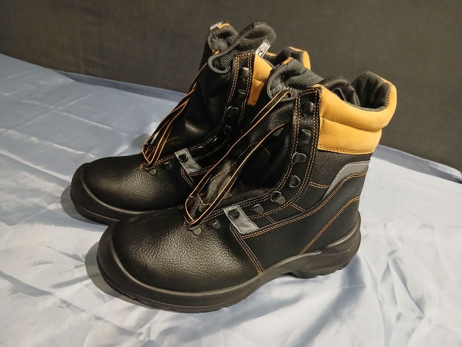 Buty robocze zimowe wysokie S3 44 Panda Tigrotto