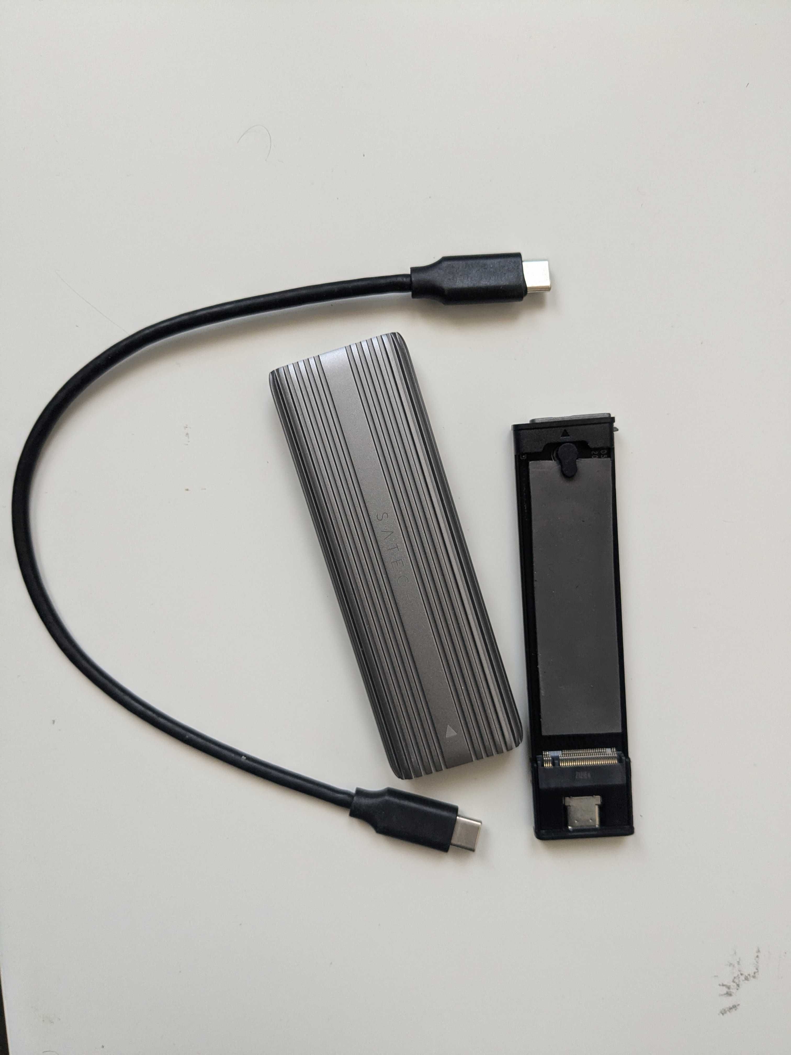 Satechi - USB-C NVMe and SATA SSD Enclosure Adapter do SSD Ciemnoszary