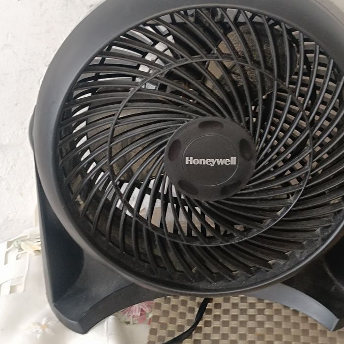 Вентилятор настольный Германия 2 скорости