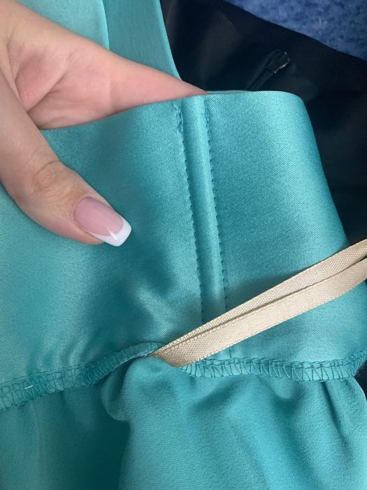 Спідниця довга плотний атлас не мнеться