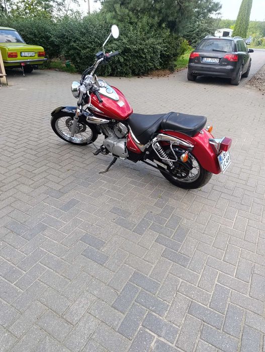 SUZUKI Intruder poj 125 NA KAT. B