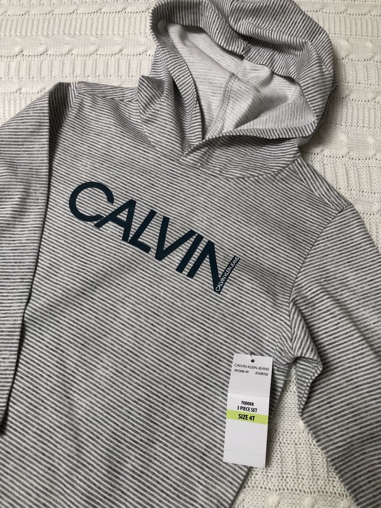 Кофтинка Calvin на 4 рочки