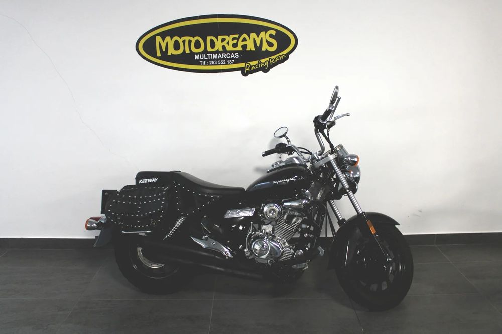 Keeway Superlight 125