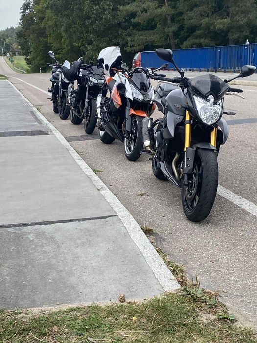Sprzedam Yamha FZ8 2012r