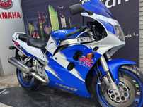 Suzuki GSXR 1100 bezwydkowa w oryginalnym malowaniu niski przebieg