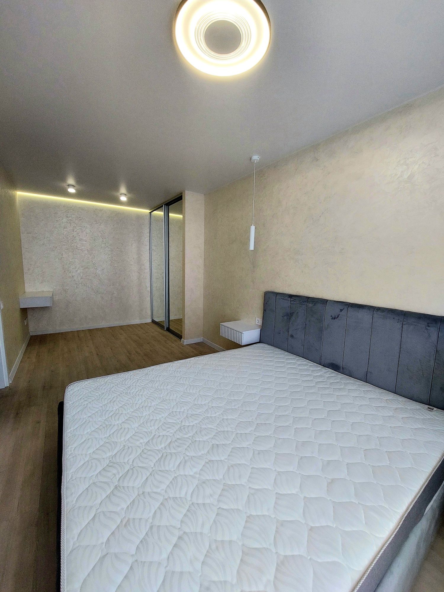 Продам квартиру 53 м2 с новым ремонтом  ЖК  Днепр. Брама 2