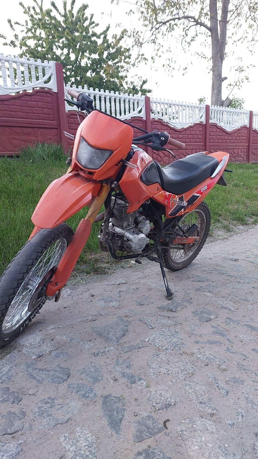 Продам мотоцикл VIPER MX200R