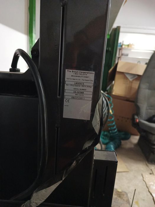 Winda dla niepełnosprawnych Braun boczna