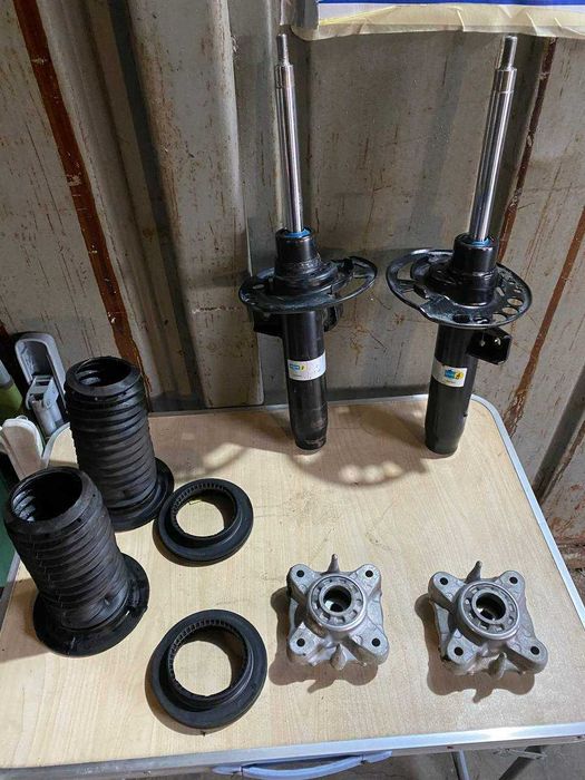 Стойки амортизаторов в сборе полный комплект BMW g20 M340i