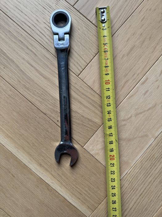 Klucz 15 płaski oczko grzechotka