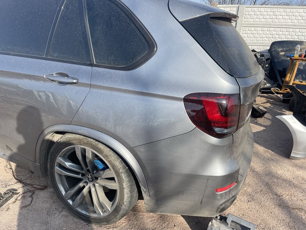 Разборка крыло BMW F30.  E90 E70  F10 Автошрот БМВ Х5 Е53 Е70 Розборка