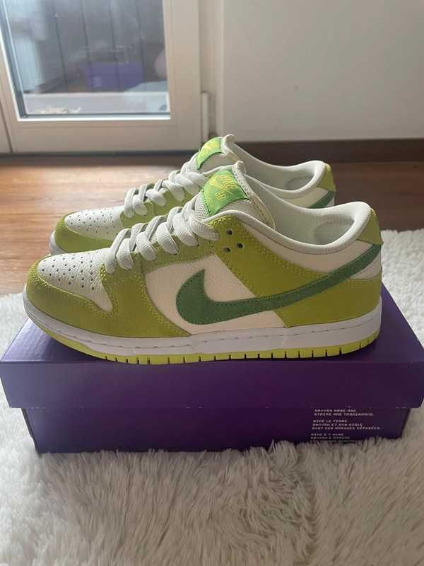 Nike dunk low green apple 38