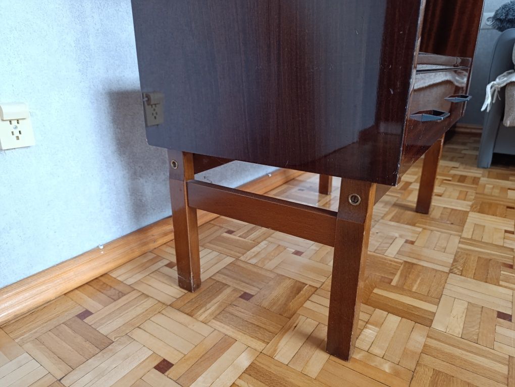 Szafka, komoda z szufladą pod TV