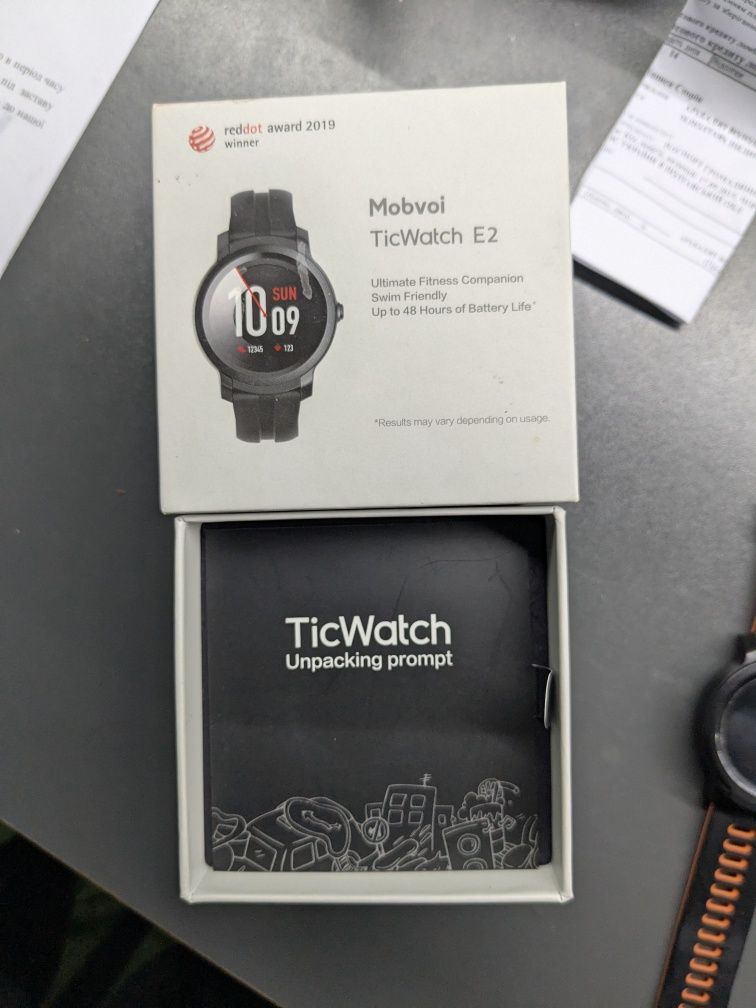 Смарт часы TicWatch E2 android wear OS