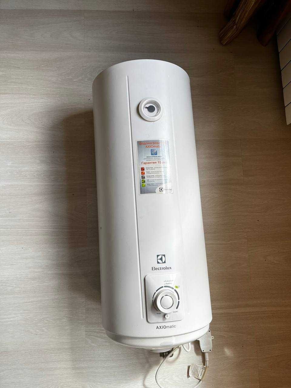 Бойлер / Водонагрівач electrolux ewh 50 axiomatic slim
