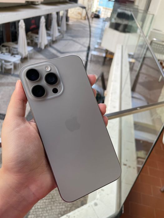 iPhone 15 pro max eSim-only