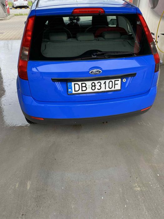 Ford fiesta 2003r 1.3 benzyna dokladam nowe opony zimowe