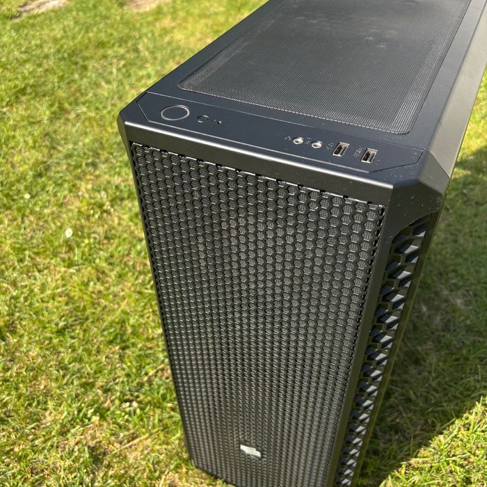 Komputer Intel i9-11900K | RTX 2070 Super | Samsung 500GB | 64GB Ram