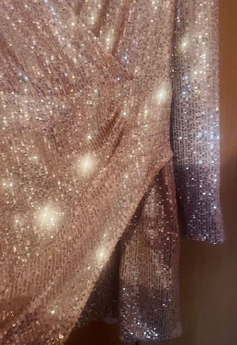 Шикарнейшее нарядное платье р.С-М