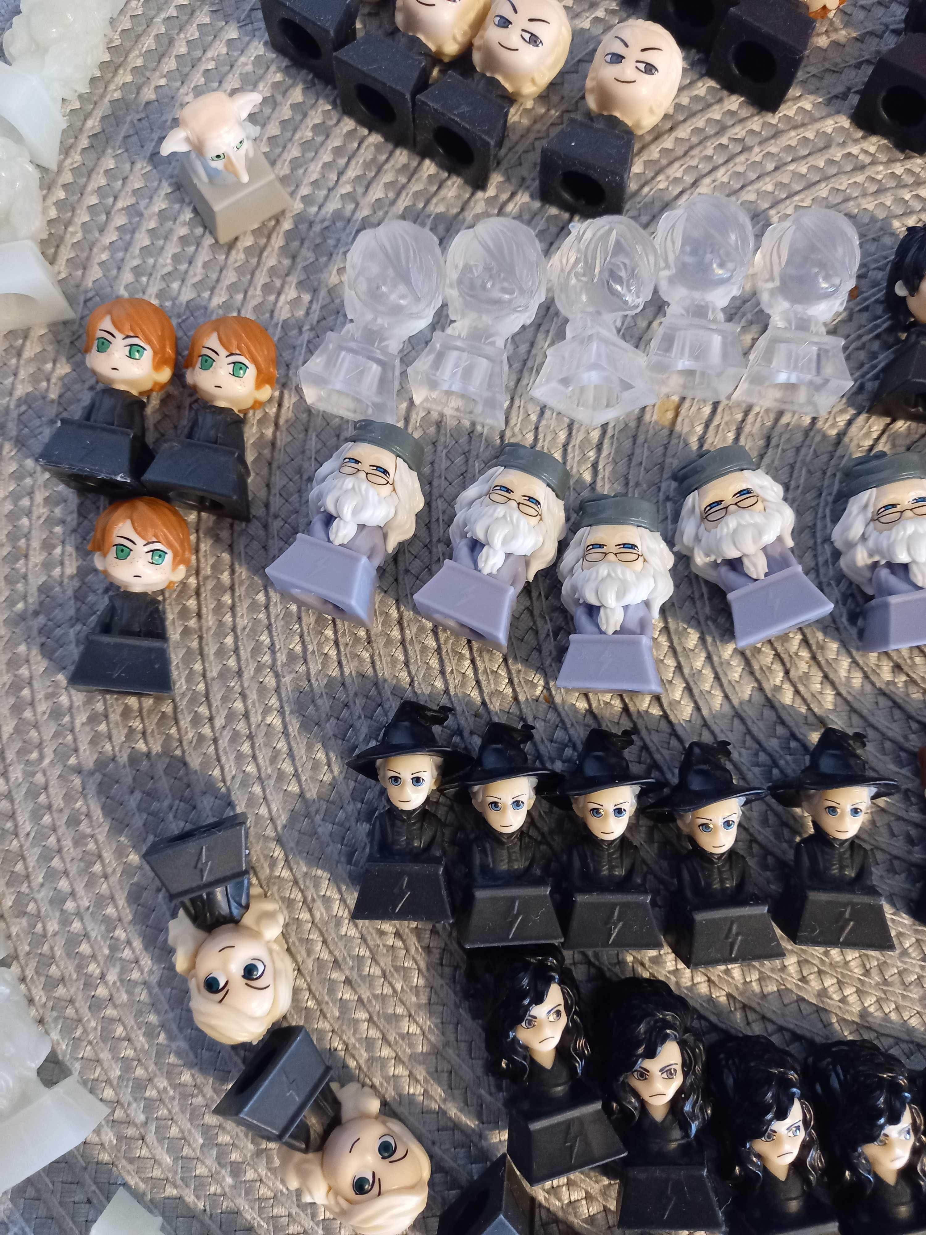 Zestaw 5  Dowolnych Harry Potter Stokrotka figurki