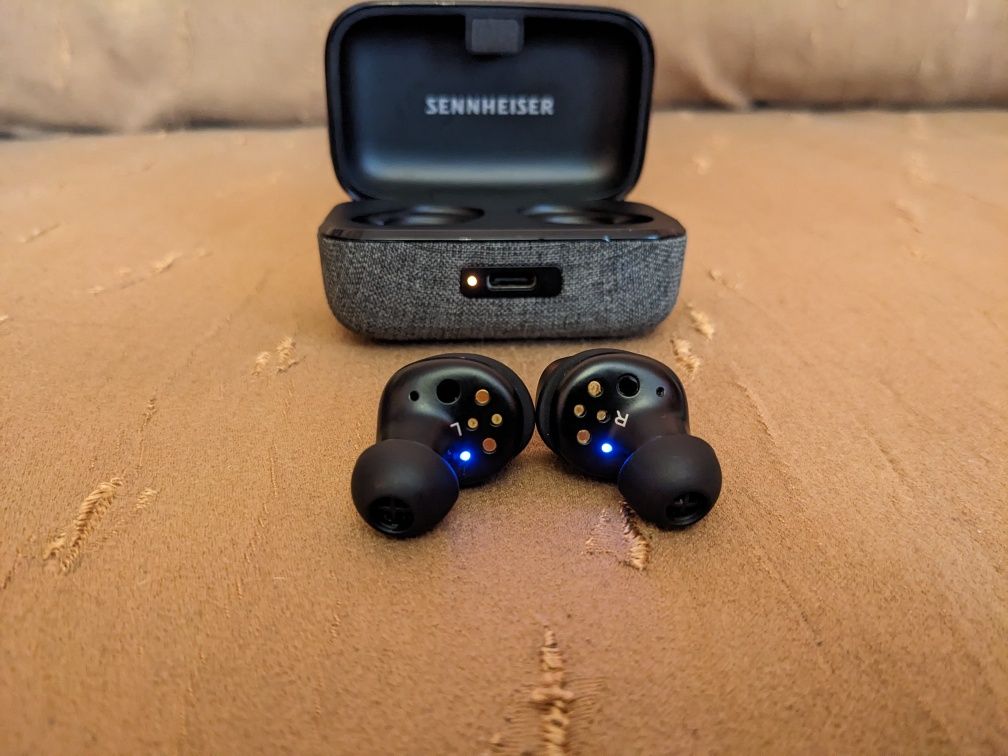 Навушники Sennheiser Momentum True Wireless 3 silver sony, marshall