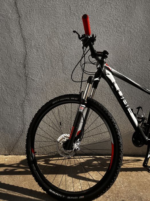 Cube Attention 29” M