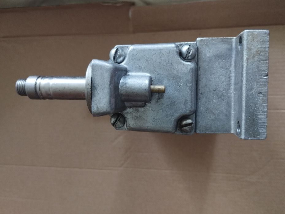 Пневмораспределитель 232