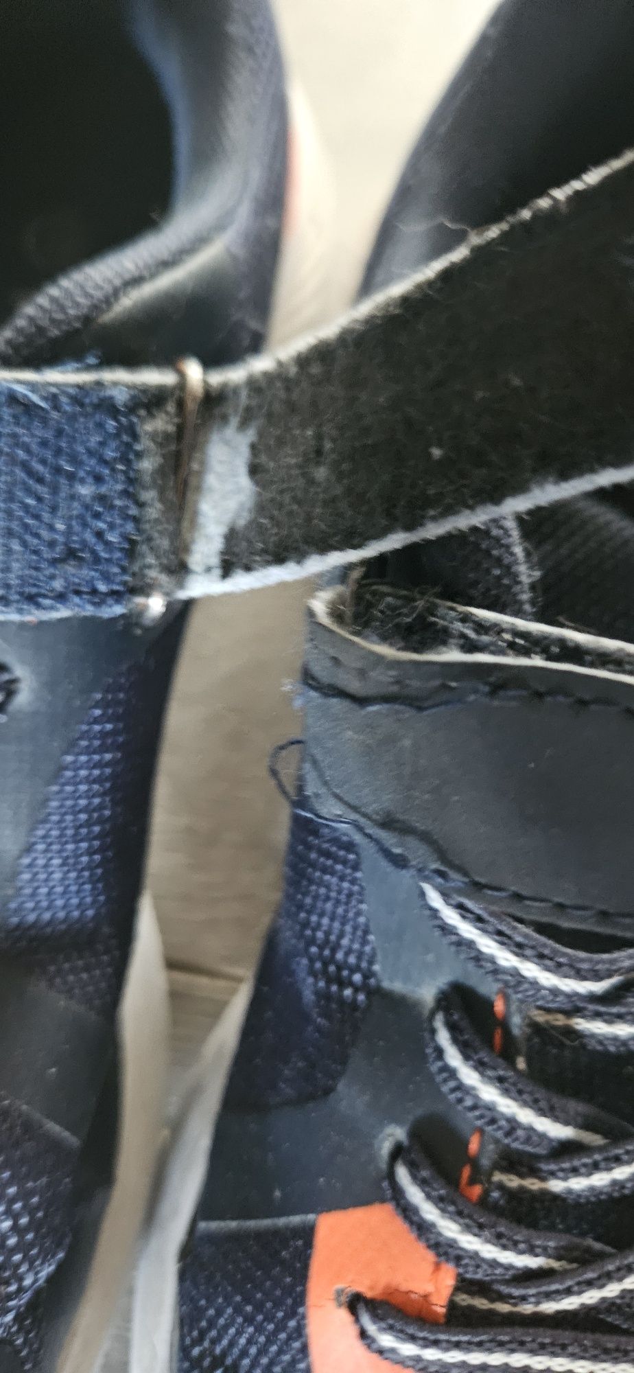 Buty sportowe dla chłopca r 38