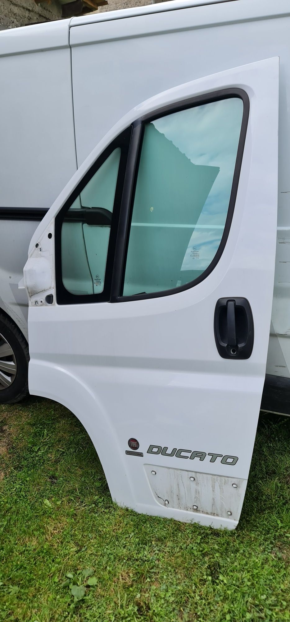 Drzwi lewe kierowcy Fiat Ducato III białe 2018 stan idealny