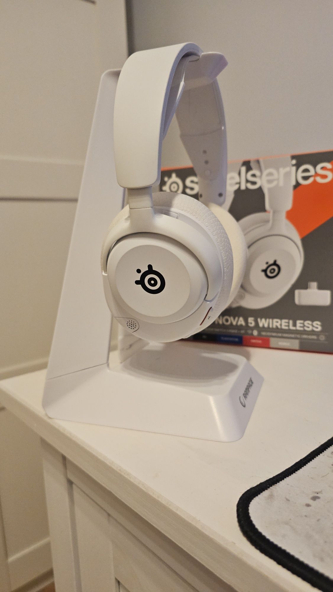 Sluchawki bezprzewodowe Steel Series Arctis Nova 5 wireless