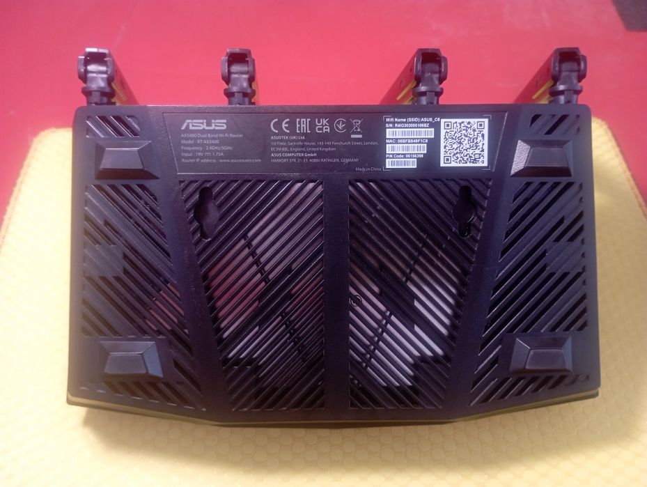 Бездротовий маршрутизатор (роутер) Asus RT-AX5400 (90IG0860-MO9B00)