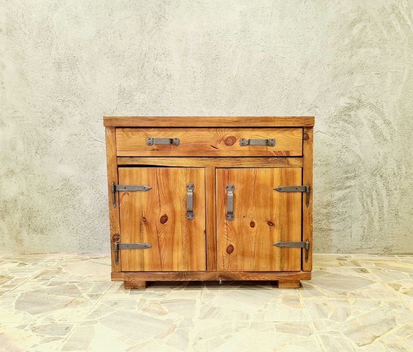 komoda stare drewno ze starego drewna