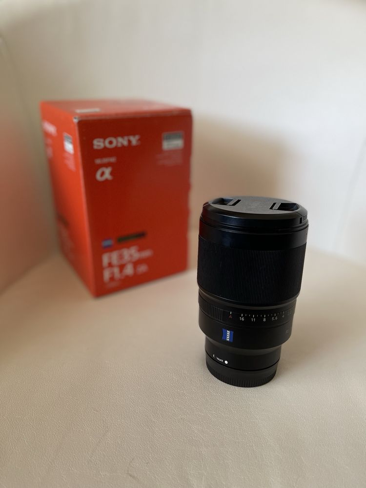 Zeiss distagon 35mm f/1.4 ( sony )