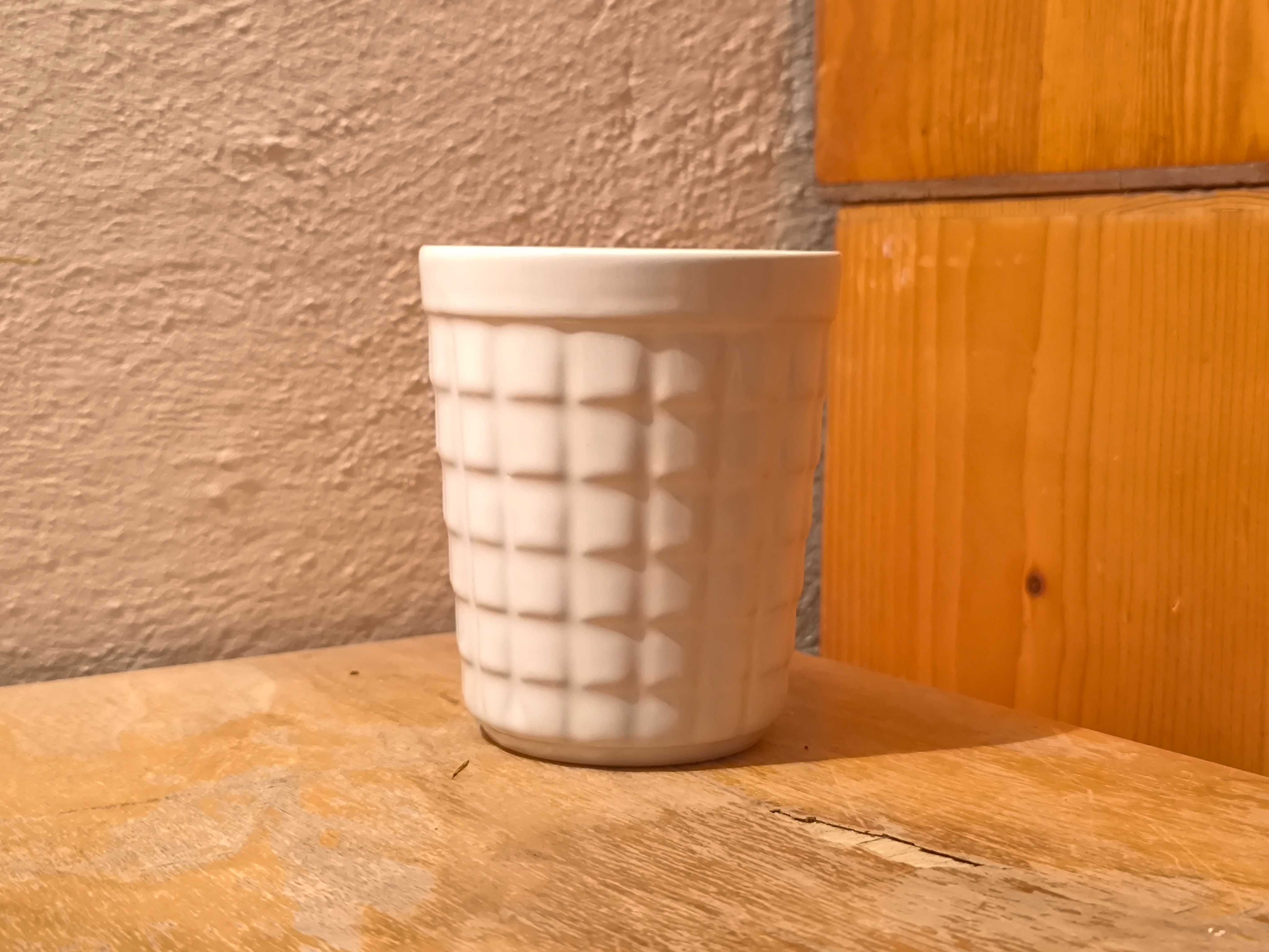 Biały kubek kratka Irena bez ucha Irenka Porcelit Pruszków PRL