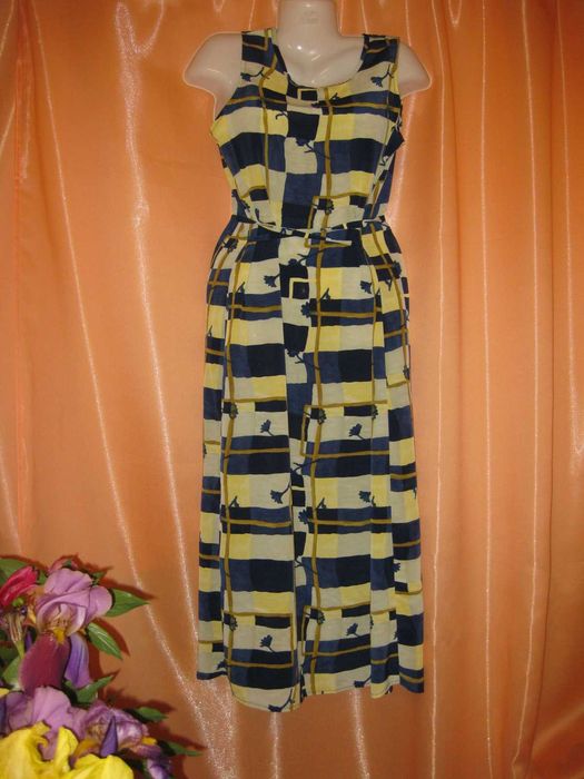 Приємний зручний приталений довгий сарафан сукня плаття 16UK/42Eurо